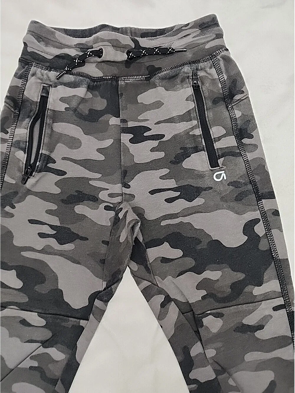 GAP pairs jogger